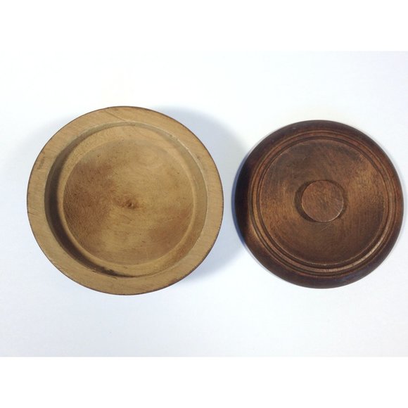 Vintage Wood Shaving Bowl with Lid - Picture 7 of 9
